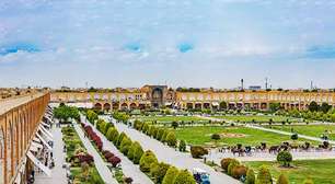 Conheça jardins e palácios persas que atraem turistas ao Irã quando os tempos não são de guerra