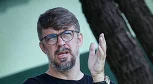 Goiás é direto sobre possível contratação de centroavante do Gama