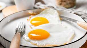 Consumir ovos no café da manhã ou no jantar é uma ótima ideia, mas combiná-los com este alimento aumentará a absorção de proteínas