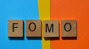 FOMO: conheça as causas e os sintomas da síndrome relacionada ao medo de perder algo