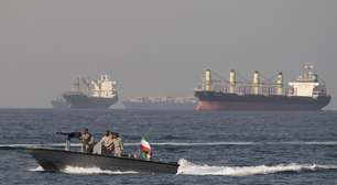 Irã diz ter atacado petroleiro dos EUA no Golfo Pérsico após declarar "controle" do Estreito de Ormuz