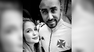 Ex-amante de Payet diz que vive affair com reforço do Vasco