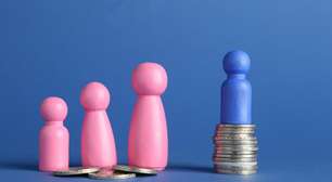 Revisão de cargos e salários: um passo contra a violência à mulher