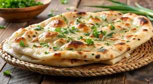 Pão nuvem de ervas na frigideira: receita rápida fica pronta em minutos