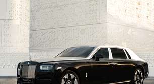 A Rolls-Royce vem há cinco anos disparando raios laser contra um de seus carros; o motivo: reproduzir um design árabe de mil anos atrás