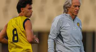 Cristiano Ronaldo sofre lesão muscular mais grave que o previsto, diz Jorge Jesus