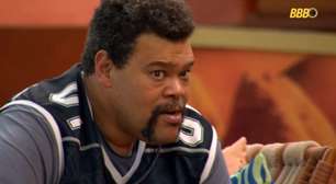 Babu é emparedado após decisão entre Tia Milena e Jonas