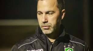 Técnico é suspenso por um ano por assédio sexual contra seis jogadoras