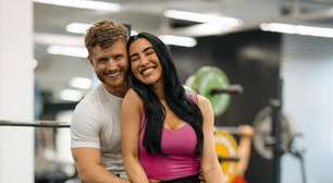 Influenciadora fitness morre repetinamente aos 36 anos, anuncia noivo