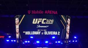 UFC 326: Charles do Bronx dá 'aula' no chão e conquista 'BMF Belt'