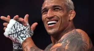 Charles do Bronx minimiza surpresa com domínio sobre Max Holloway no UFC 326: 'Treinei para isso'