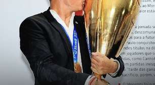 Técnico campeão deixa clube da Série A após decisão da diretoria