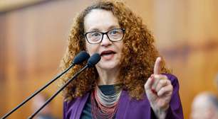 Luciana Genro cobra explicações sobre atraso em bolsas de alunos da Brigada Militar