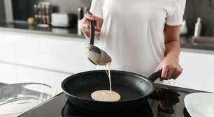 4 truques para fazer a frigideira durar mais tempo e a comida não grudar