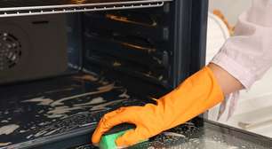 Como limpar o forno sem gastar com produto caro: o truque é usado diariamente em restaurantes
