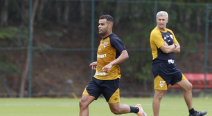 Ex-São Paulo posta mensagem enigmática após saída de Crespo: 'Verdade sempre aparece'