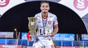 Felipe Rangel celebra título do Troféu Farroupilha e vive melhor fase da carreira no São Luiz