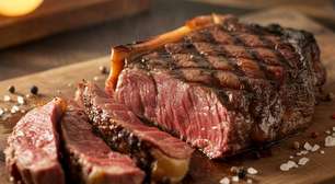 O bife fica macio, saboroso e suculento se for marinado com 1 ingrediente que tem na sua cozinha