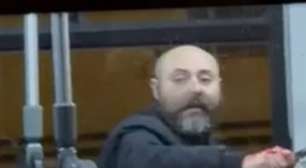 Homem se suicida na Itália após esfaquear desconhecida em ônibus