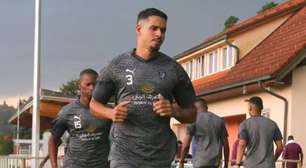 Veríssimo pegará primeiro voo do Catar para o Brasil para se reapresentar no Santos