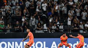 Botafogo perde no Nilton Santos, é eliminado da Pré-Libertadores e vai para a Sul-Americana