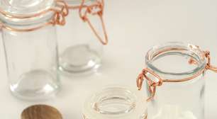 Como limpar o vidro do box com bicarbonato de sódio