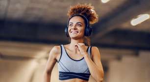 Caminhar é bom, mas esse exercício básico que pode ser feito em casa é mais potente para emagrecer