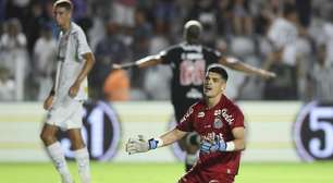 Ex-goleiro crítica Brazão, do Santos: 'Falha muito'