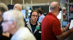 Wall St tomba conforme escalada do conflito no Irã e salto do petróleo provocam liquidação