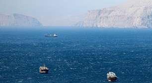 Irã nega ter colocado minas no Estreito de Ormuz