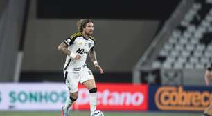 Domínguez ameniza expectativas sobre retorno de Lyanco ao Atlético