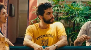 'Camiseta de Wagner Moura' faz troça carnavalesca faturar quase R$ 1 milhão