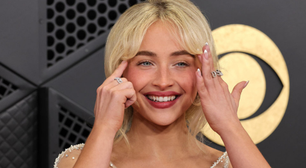 De covers de Adele à diva da música pop: quem é Sabrina Carpenter, que encerrará 1º dia do Lollapalooza 2026