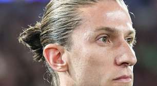 Demitido do Flamengo, Filipe Luís se defende na Justiça em acusação de venda de carro de luxo com graves problemas