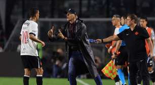 Força física e obediência tática marcam virada do Vasco na estreia de Renato Gaúcho