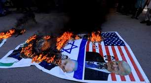 Trump afirma a G7 que Irã está 'prestes a se render', diz mídia