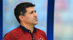 Treinador do Atlético-GO está perto de título inusitado: dois estaduais em uma semana