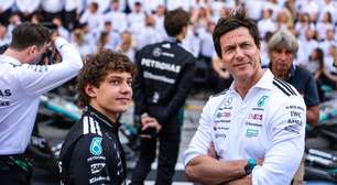 F1: Toto Wolff rebate críticas e defende Kimi Antonelli