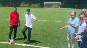 Recuperado de grave acidente, Pedro Severino emociona ao dar pontapé inicial na Botafogo Academy