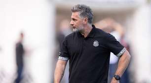 Auxiliar do Santos comenta formação e atuação de Neymar: "Não jogou mal"