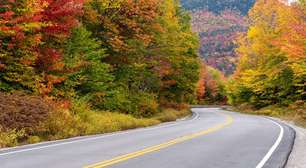 Rodovia em New Hampshire ganha fama por suas florestas, pois seus 55 km de extensão cortam as montanhas brancas em um cenário de outono único