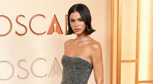 Vestido exclusivo, estética retrô, estilo minimalista: os detalhes do look de Bruna Marquezine no Oscar 2026!