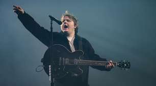 Lewis Capaldi no Lollapalooza: conheça a história de superação do cantor