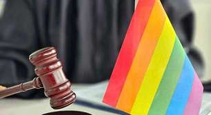 Mulher excluída de homenagem no Dia da Mulher por ser lésbica será indenizada