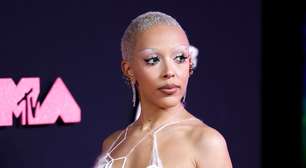 Doja Cat elogia a 'atitude' de Chappell Roan ao confrontar paparazzi: 'Ela não machucou uma pessoa sequer'