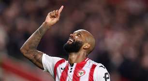 Convocado por Ancelotti, Igor Thiago marca e segue na caça a Haaland na Premier League