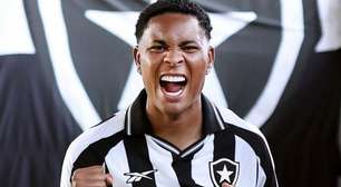 Botafogo anuncia Roque, ex-Portuguesa, para a lateral esquerda