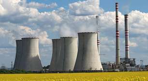 Combustão de gás natural em ciclos combinados gera eletricidade com alta eficiência e estabiliza a rede elétrica nacional hoje