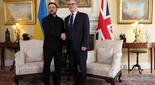 Starmer pede foco na guerra da Ucrânia durante visita de Zelensky a Londres