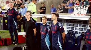 Rodrigo Caio conta que fez promessa ao Filipe Luís no Flamengo: "Saio junto"